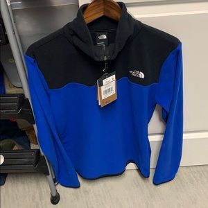 🔥 New with Tags Light weight North face jacket